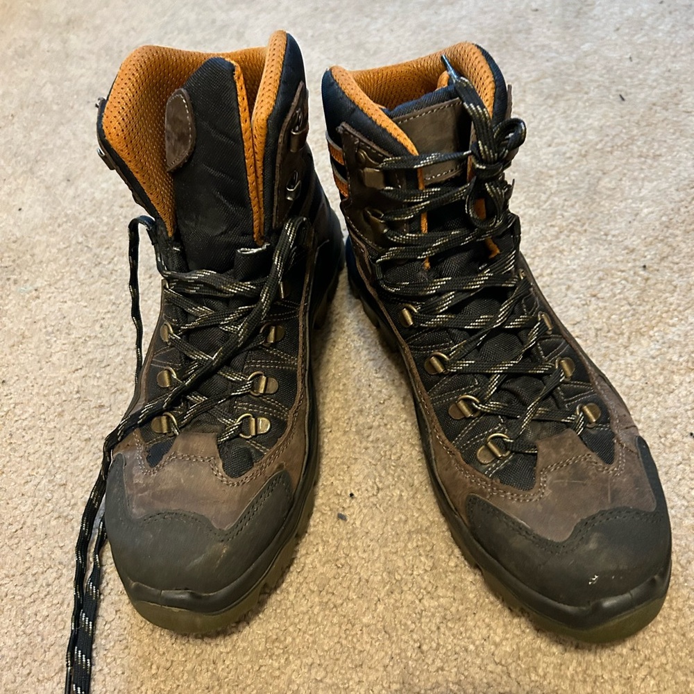 Orion Hiking boots